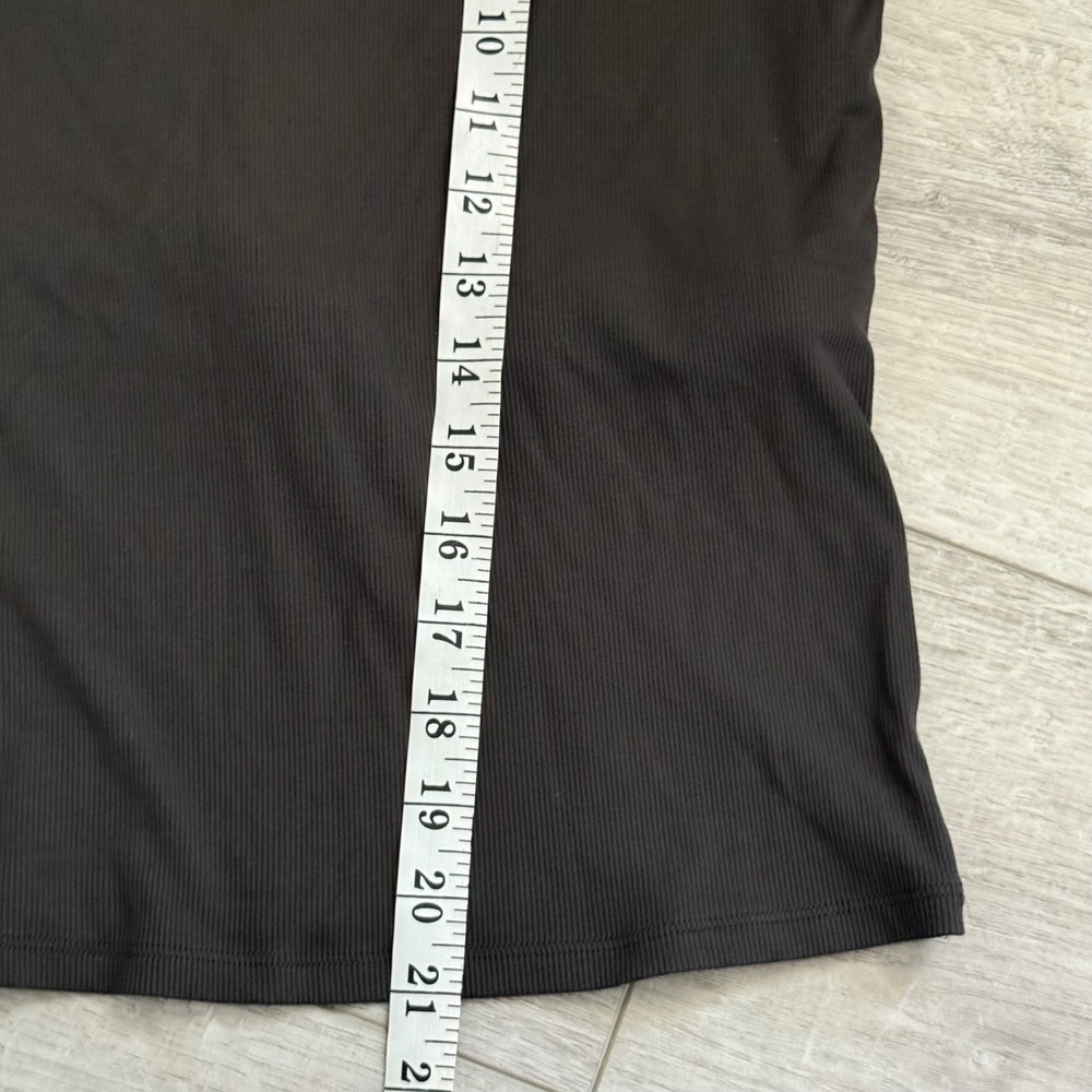 Vuori Ribbed Pose Square Neck Scoop Back Short Sleeve Top Dark Oregano - Large - Picture 4 of 5